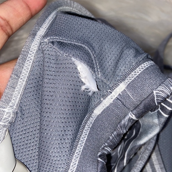 Athleta Gray Floral Strappy Front Sports Bra. Size XS - Picture 12 of 13